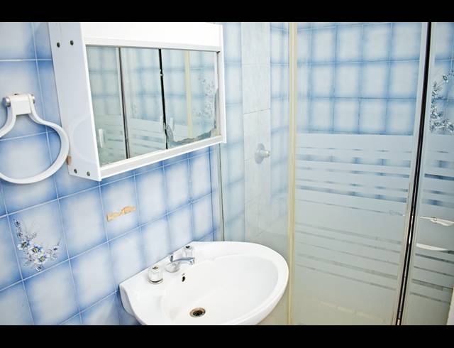 2 BEDROOM APARTMENT FOR SALE IN SAVOY ESTATE